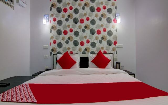 OYO 16104 Hotel Jai Palace