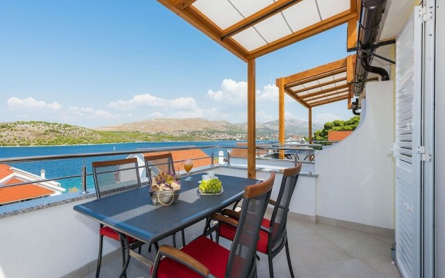 Apartments Gulin