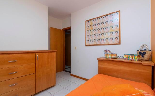 Aluguel Apartamento 2 quartos 100m Mar Bombas/SC