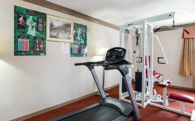 Quality Inn & Suites
