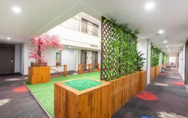 Elan Select Hotel (Rudong Bus Station)