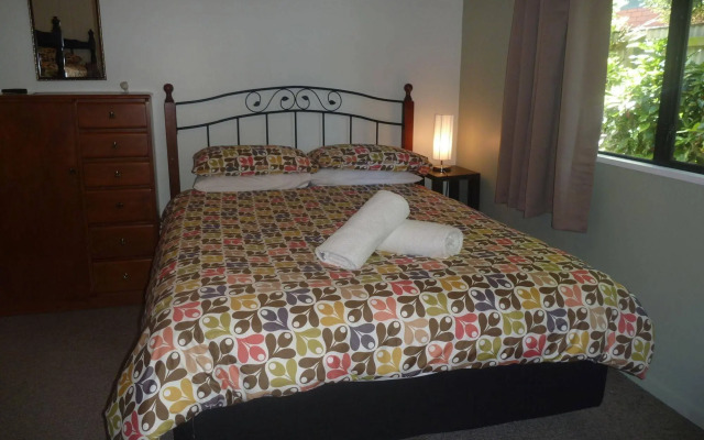 Redwood Lodge