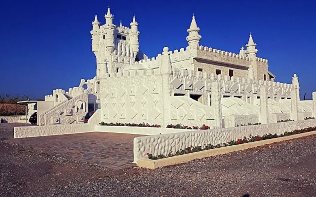 Snow White Castle Studios