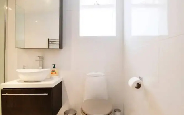Newly Furnished Patio Flat In Peckham