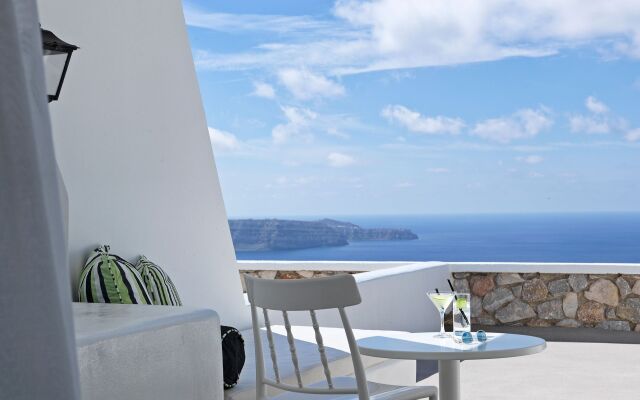 Lilium Hotel