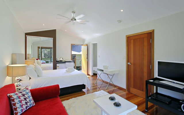 A PERFECT STAY –Blue Bliss – Guest Rooms – Byron Bay