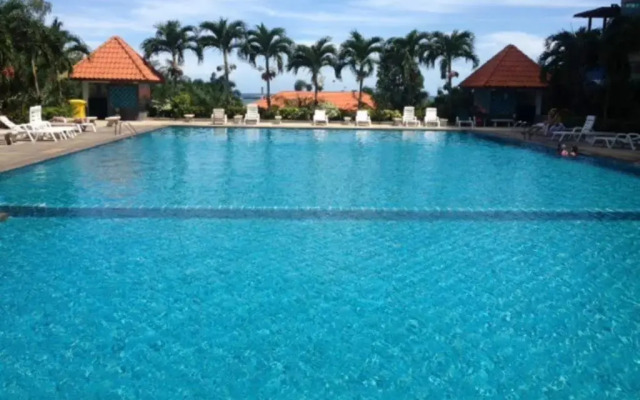 View Talay 6 Central Apartment