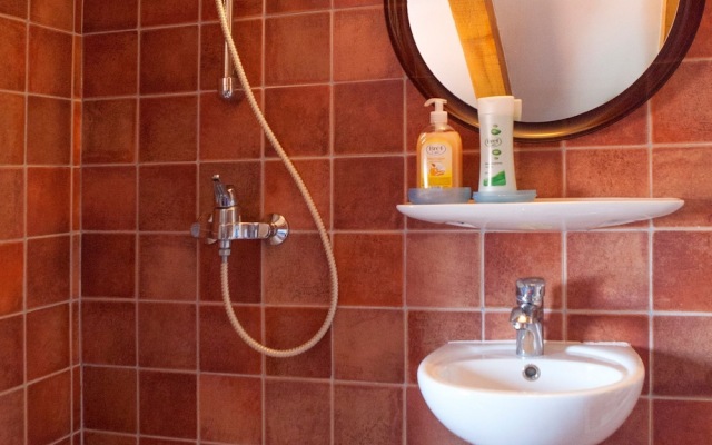 Central Apartment in Okrug Donji near Beach