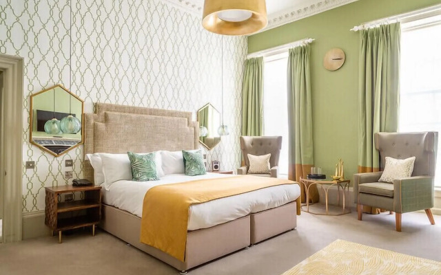 The Queensberry Hotel