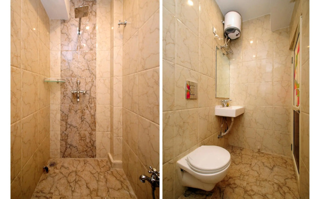 Capital O 8565 Hotel Golden Palace