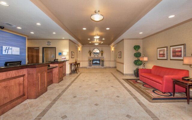 Holiday Inn Express Hotel & Suites Lavonia by IHG