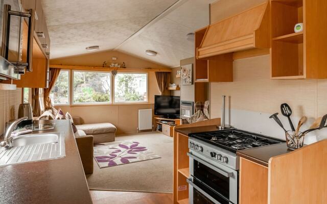 Simplistic Home in Hastings Near Old Town