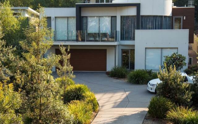 The White House Merimbula