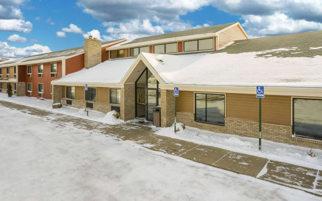 AmericInn by Wyndham Sioux Falls