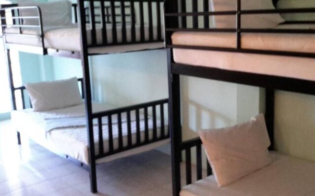2B Hostel