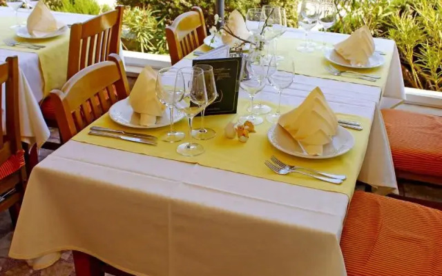 MArina Frapa hotel Kopno