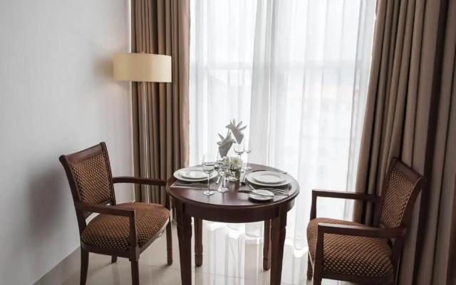 Palms Hotel