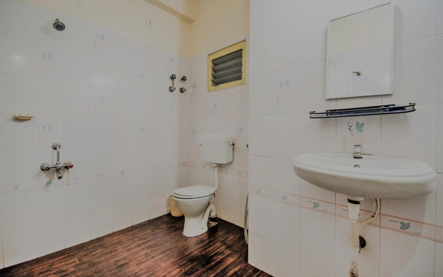 Fabhotel Aditya Yatri Nivas
