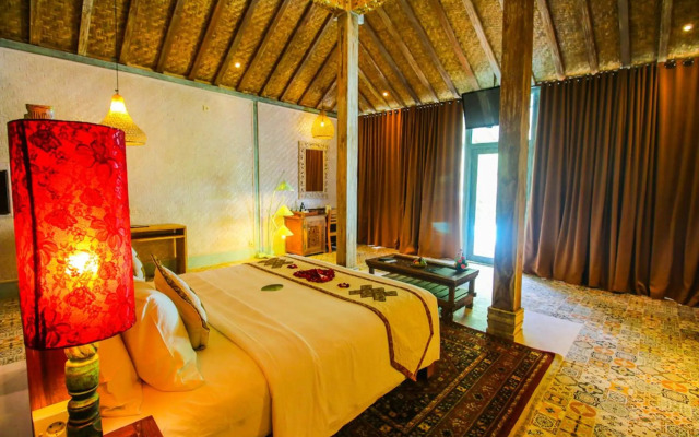 Kupu Kupu Jimbaran Beach Club & Spa by Loccitane