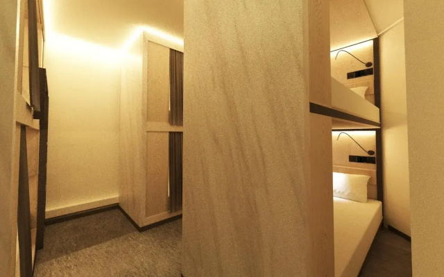 Bond Boutique Capsule Hotel At Bugis