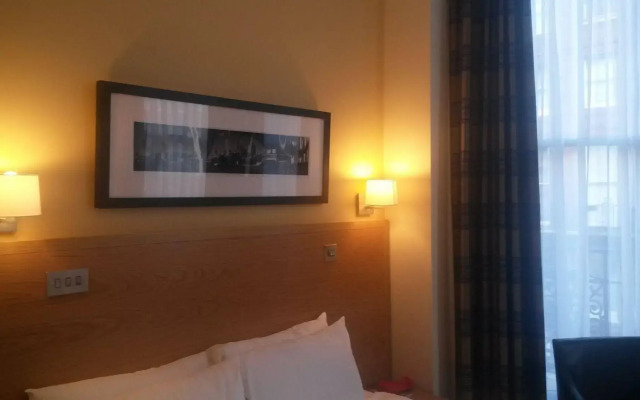 Regency Hotel Parkside