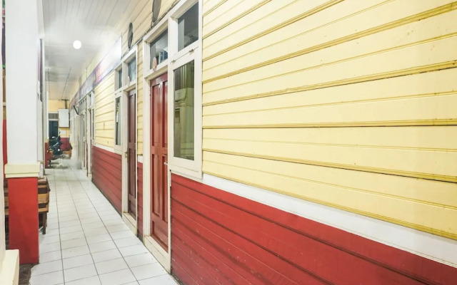 Hotel O Anggrek Daqu Syariah Kapuas