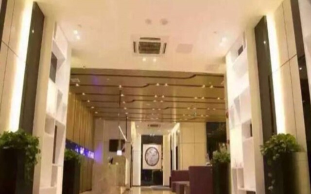 Lavande Hotel Yichang Dong Shan Street Branch