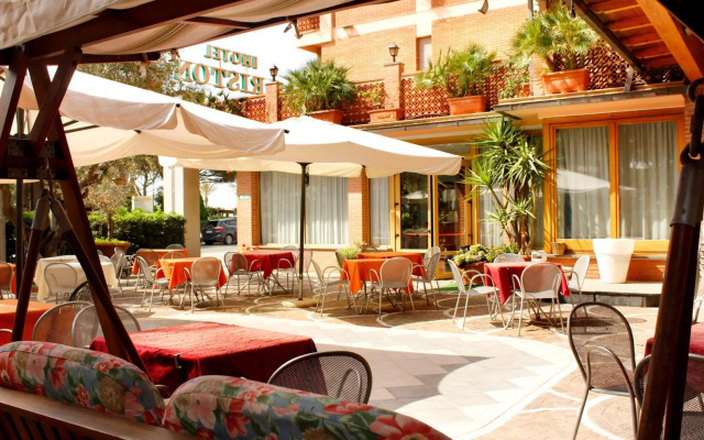 Hotel Ariston