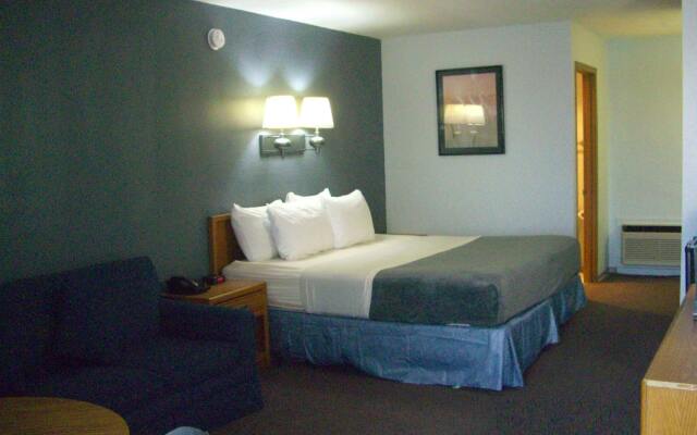 Quails Nest Inn and Suites