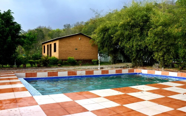 Vb9 Corbett Resort