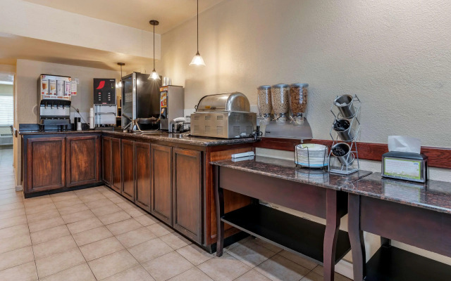 Best Western Town House Lodge