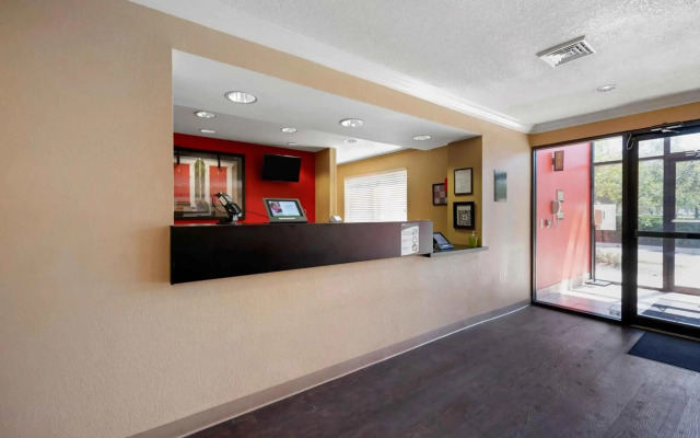 Candlewood Suites Jacksonville Southpoint by IHG