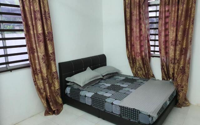 Rumah Banglow Setingkat, 3 Bilik