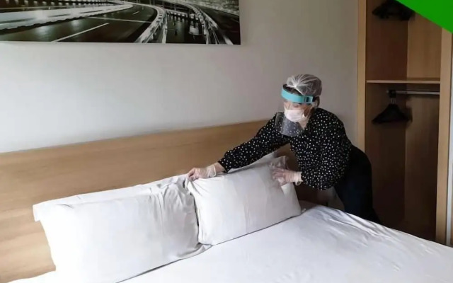 Comfort Suites Lyon Est Eurexpo