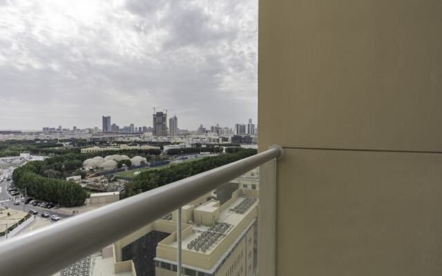 Stunning Apt City View Great Amenities 4916