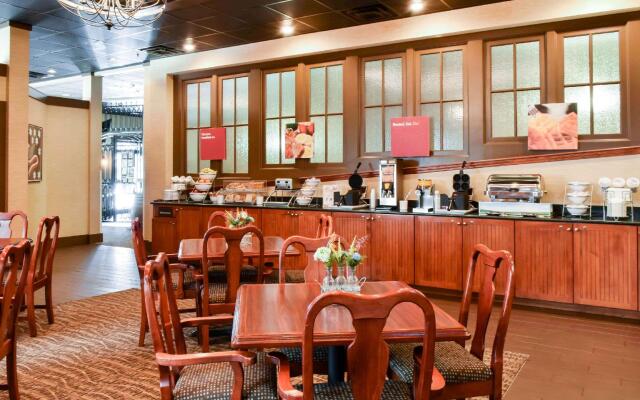 Comfort Suites Downtown Carlisle