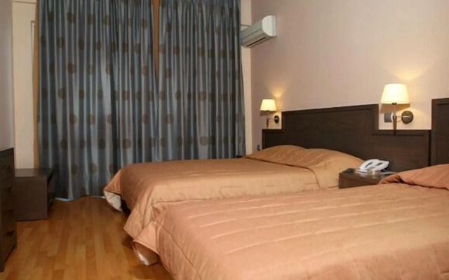 Messinian Bay Hotel