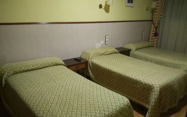 Hotel Restaurante Los Rosales