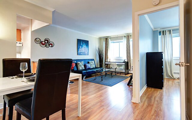 1-Bedroom Crescent Street by Hometrotting