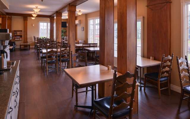 Canadas Best Value Inn & Suites Charlottetown