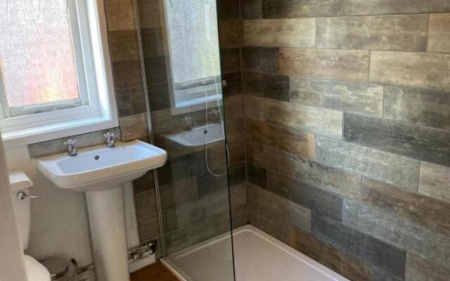Magpie 1 Hot Tub HuntersMoon-Warminster-Bath-Wiltshire