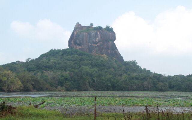 Hotel Wewa Addara