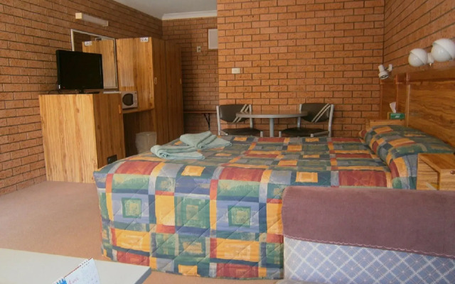 Aaron Inn Motel