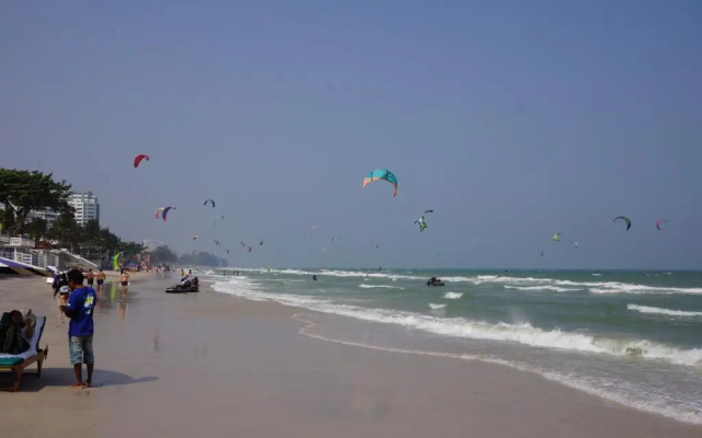 Flame Tree Residence 2-Bedroom Apartment