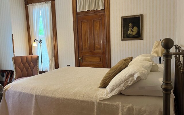 Gable House Bed & Breakfast Inn