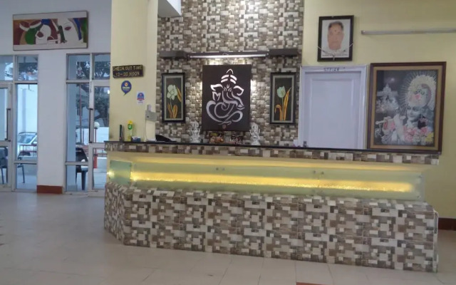Goroomgo Hotel Ishan Katra