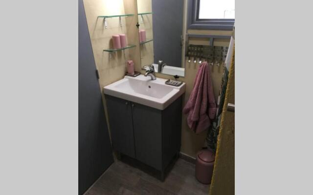 Nyons Centre, plage, vue, appart 6 pers, jardin