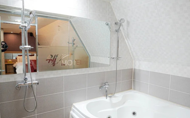 Mokpo Well Hotel