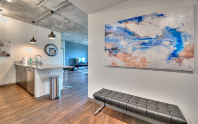 Lake Michigan Lux Apartments by Barsala