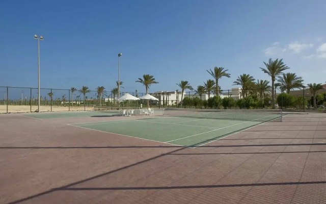 JAZ Neo Almazino, Almaza Bay